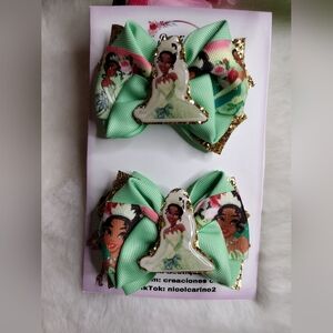 Princess Themed Green Hair Bows